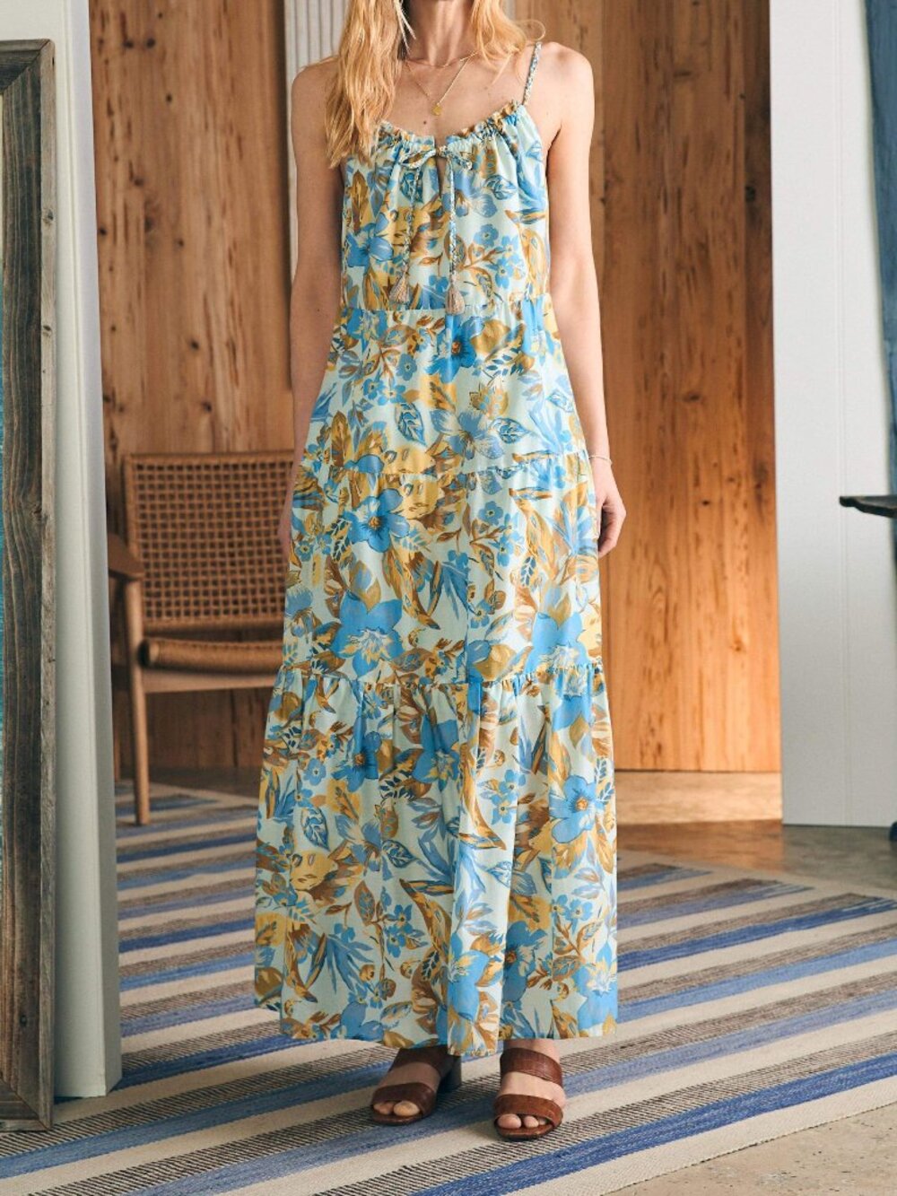Faherty Silk Blend Sun Chaser Maxi Dress in Paradise Blossom L Large Blue Yellow